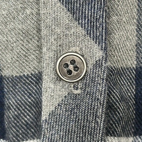 bella dahl Ryann Frayed Hem Blue and Grey Plaid Flannel Button Down Shirt Size S - Picture 6 of 16